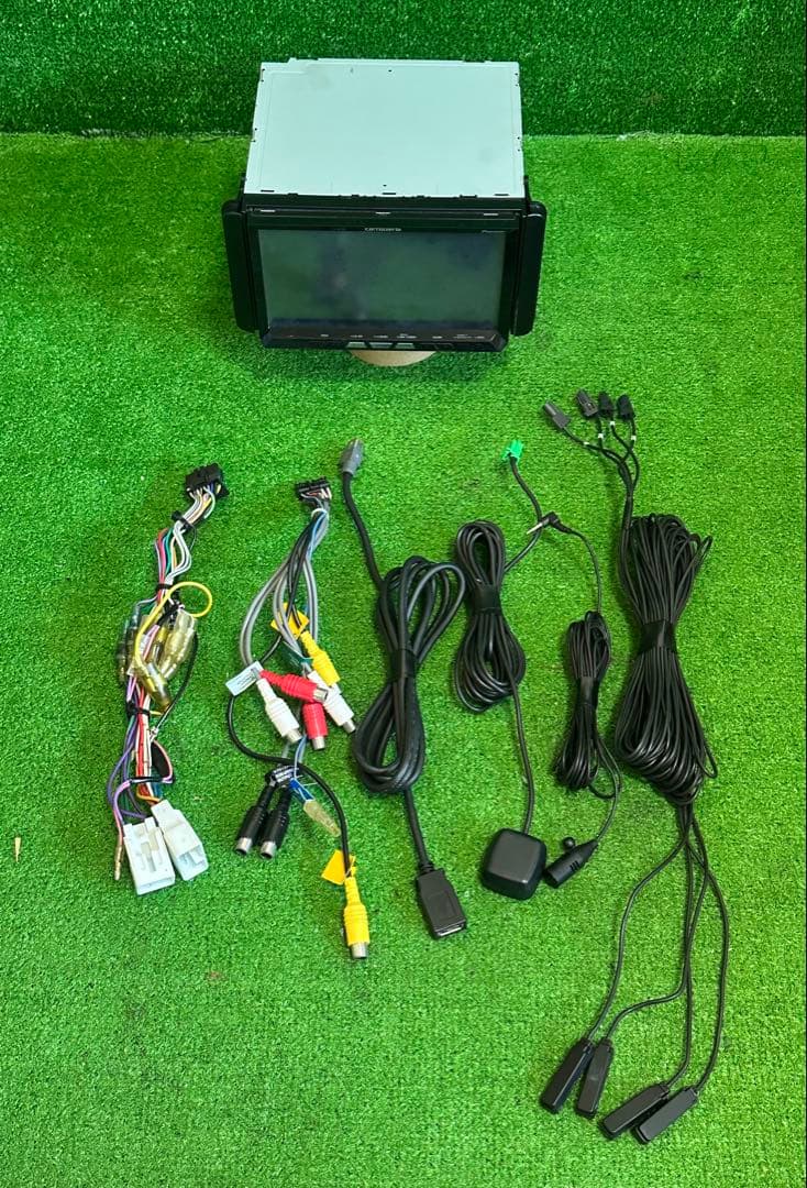 パイオニア AVIC-ZH09 ナビゲーション フルセグ。地図データ2011年版