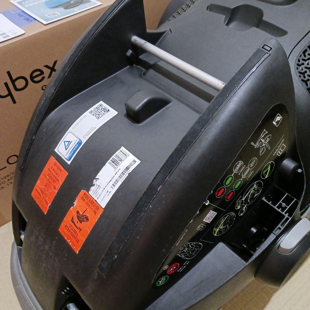 Risa様 Cybex GOLD CLOUD G i-SIZE チャイルドシート