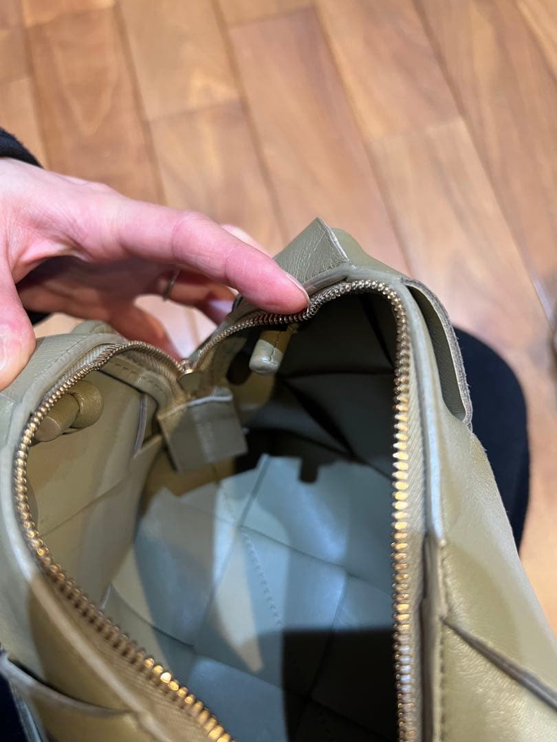 BOTTEGA VENETA カメラカセットバッグ