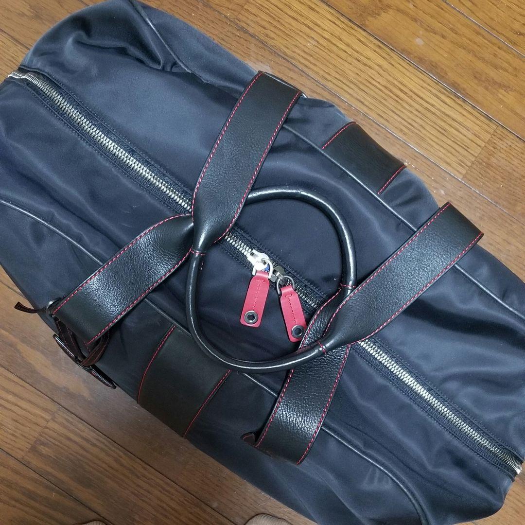 TOD'S×Ferrari　トラベルバッグ　スポーツバッグ　ブラック