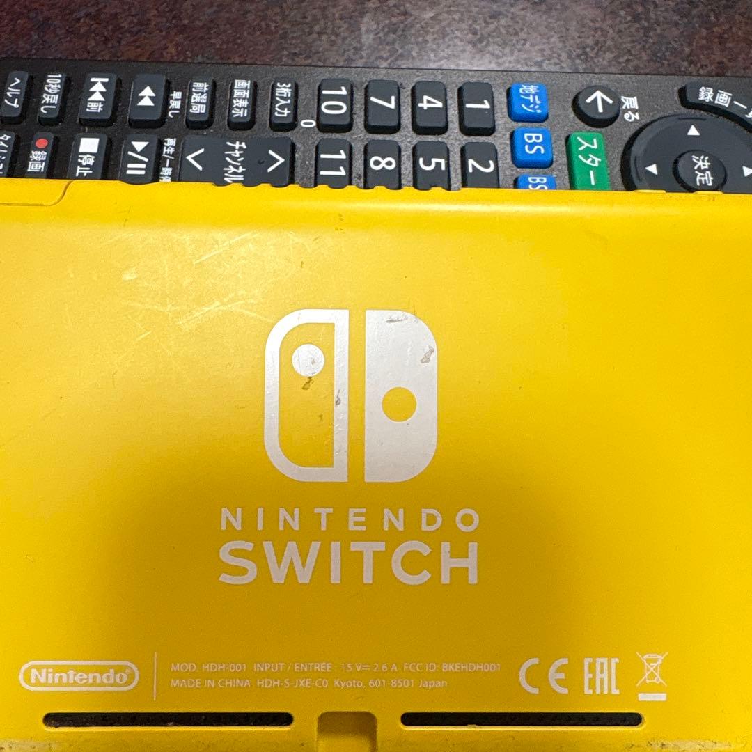 Nintendo Switch Light イエロー ジャンク品