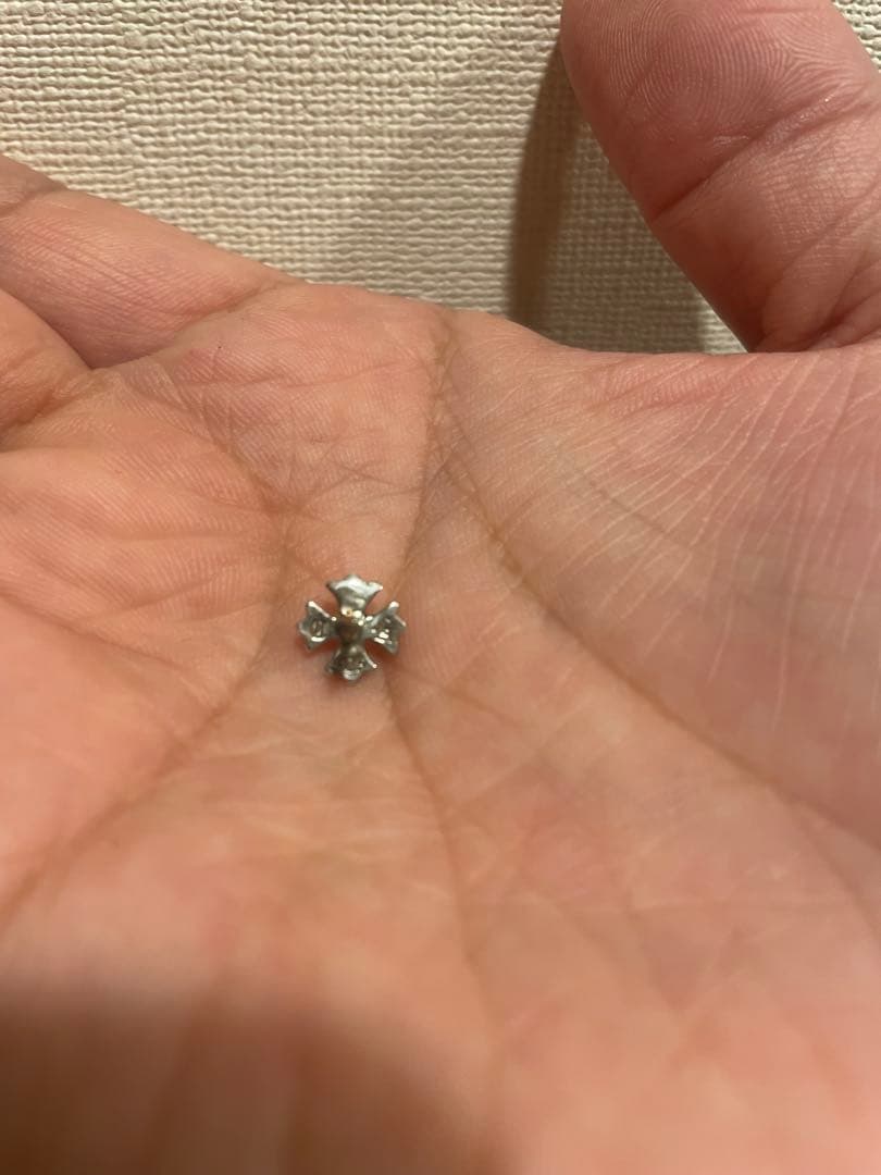 Chrome Hearts プラススタッドピアス(片耳)
