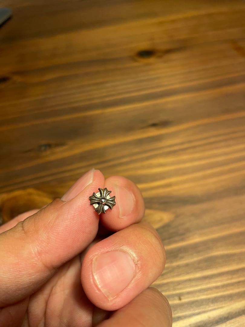 Chrome Hearts プラススタッドピアス(片耳)