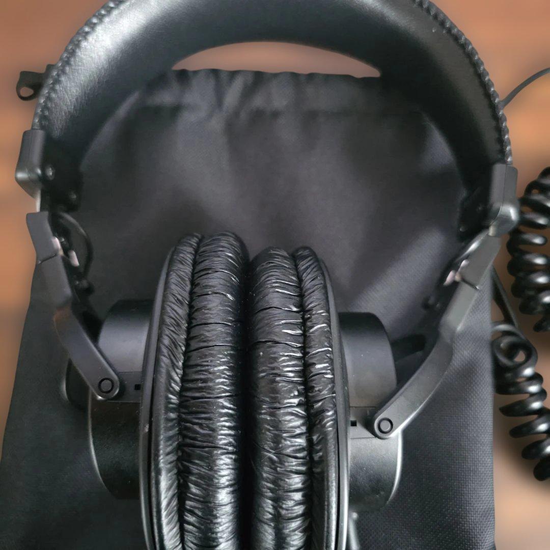 MDR-7506　ソニーモニターヘッドホン