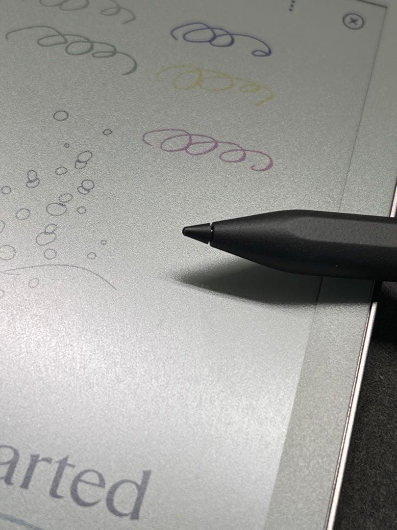 reMarkable Paper Pro Move本体、ペン、ケース付き