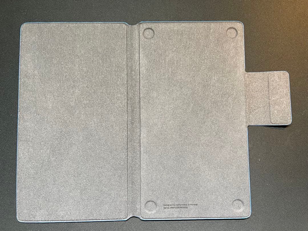 reMarkable Paper Pro Move本体、ペン、ケース付き