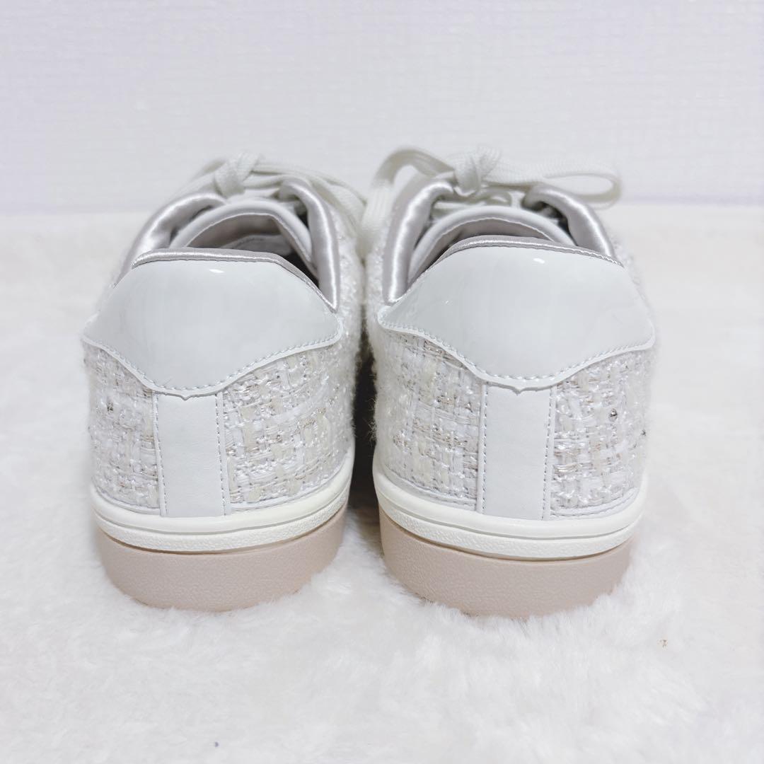 【未使用級】＋diana プラスダイアナ　スタッズ　スタンダードスニーカー　24