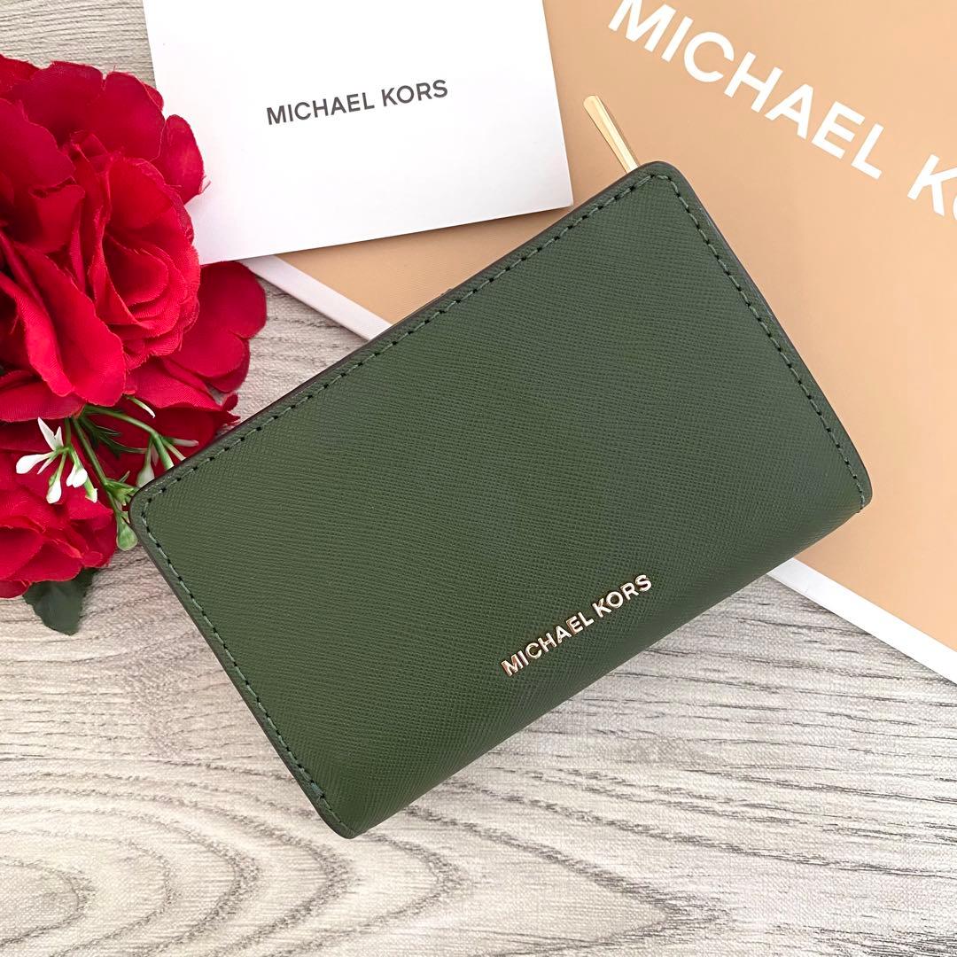 《新品未使用》MICHAEL KORS 折り財布　グリーン　レザー 二つ折り財布