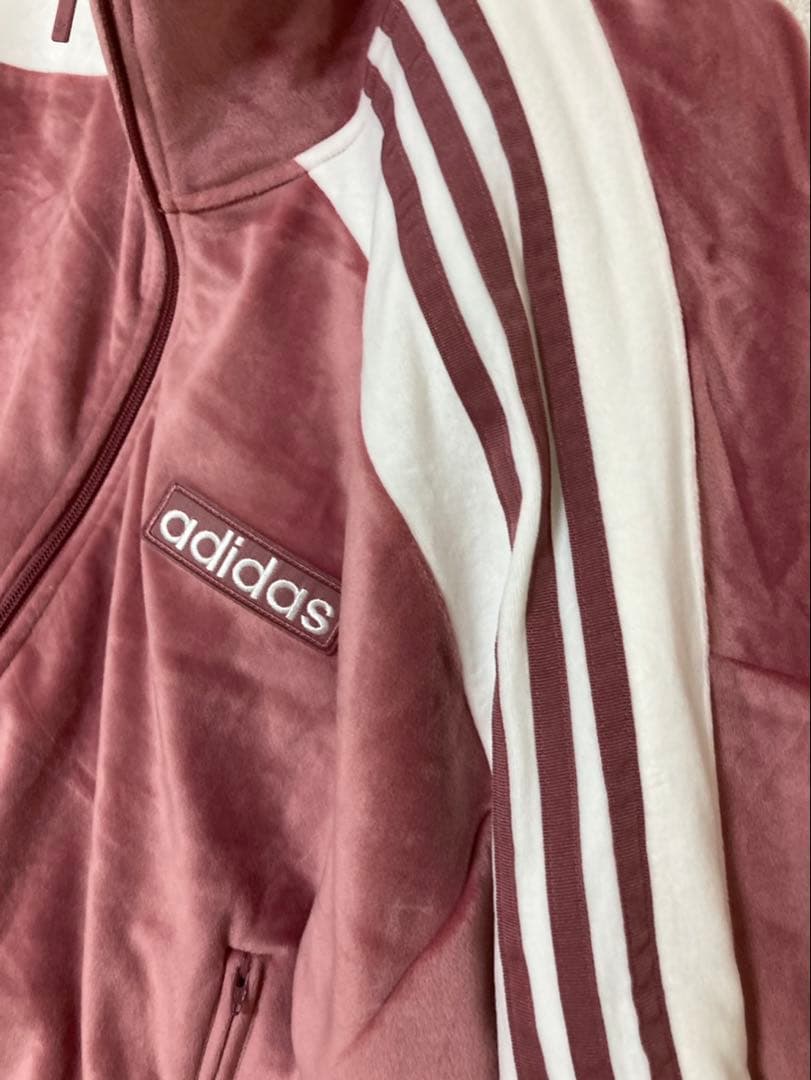 ★adidas 重盛さと美さん着用 スウェット トップス ベロア 完売品