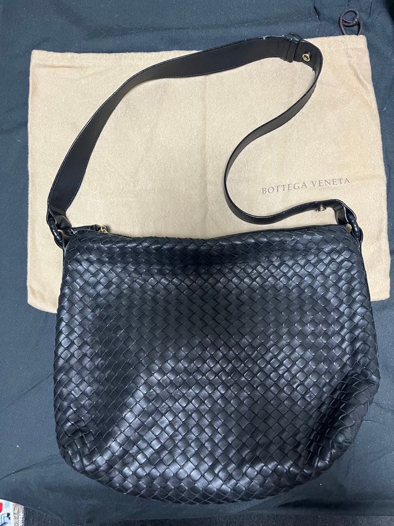ボッテガヴェネタ ワンショルダーバッグ イントレチャート 本革レザー