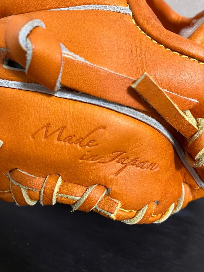 【値下げしました】ミズノプロ　硬式　シュプリームオーダー　内野手用　型付け済