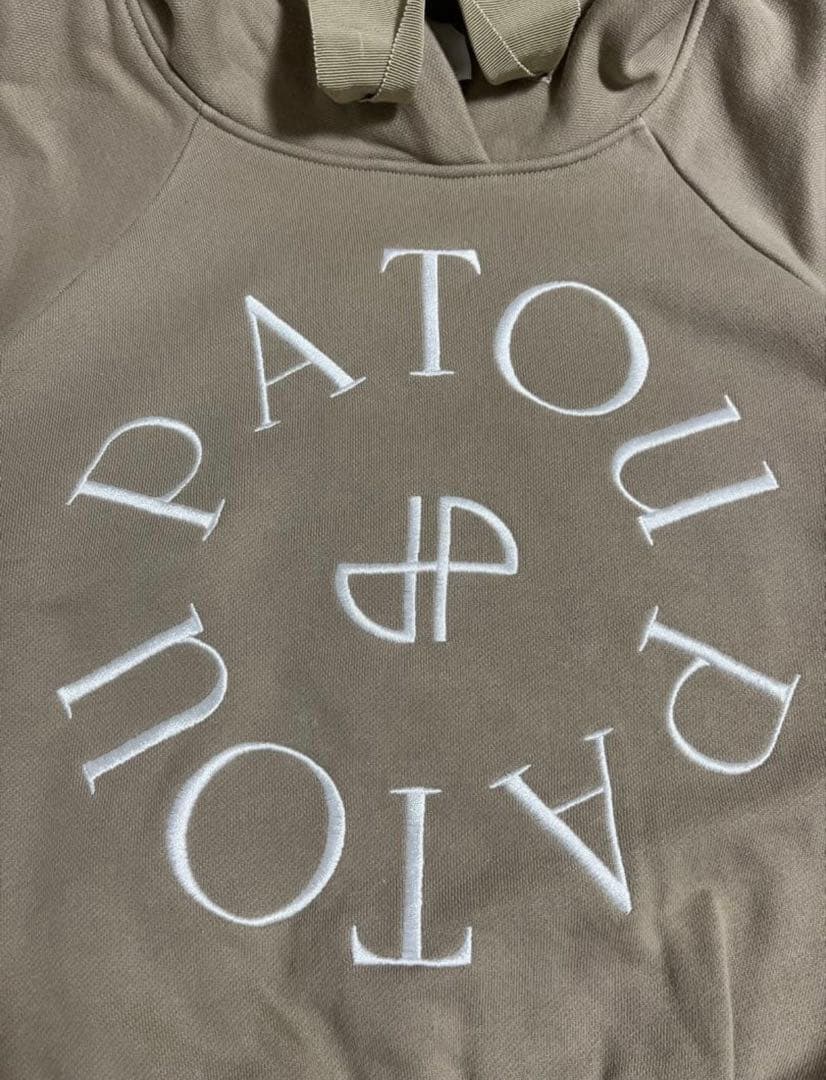 PATOU(パトゥ) ロゴパーカー Sサイズ