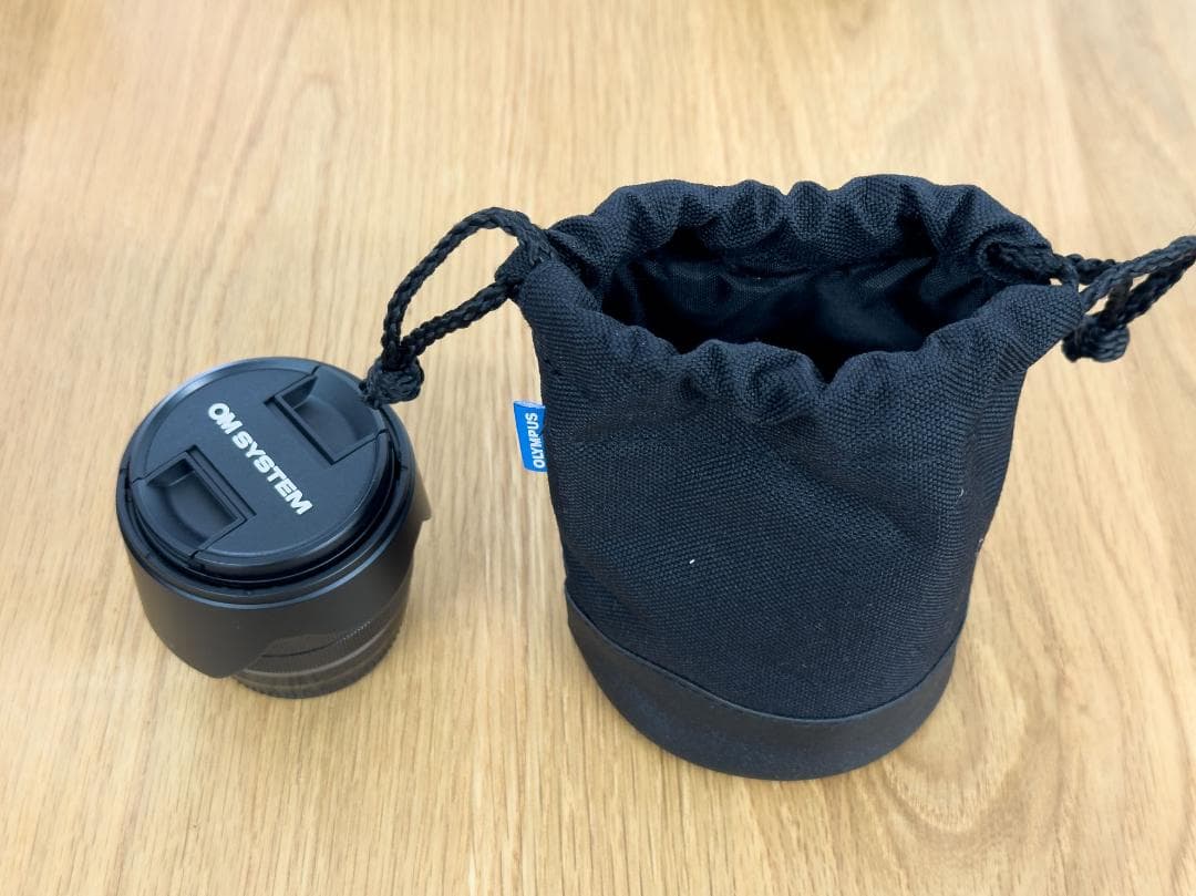 極美品！OM SYSTEMS 20mm F1.4 PRO+純正ポーチ+純正箱