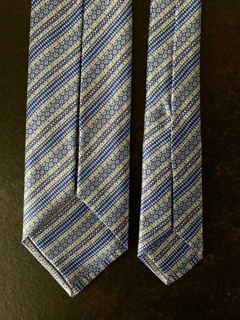 新品未使用 BVLGARI ブルガリ シルクネクタイ　①