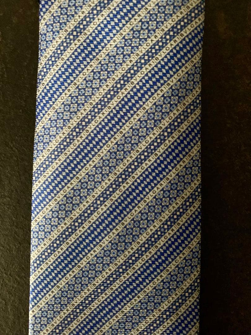 新品未使用 BVLGARI ブルガリ シルクネクタイ　①