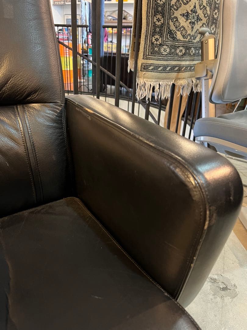 guiter guiterKarimoku デスクチェア