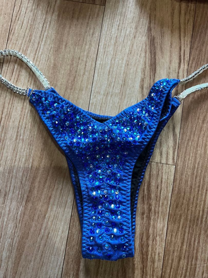 美品コンテストビキニ、S.Queens