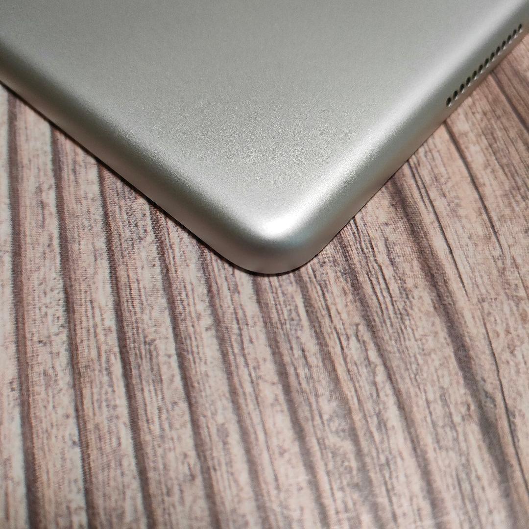 iPad 第7世代 32GB シルバー バッテリー92% 美品