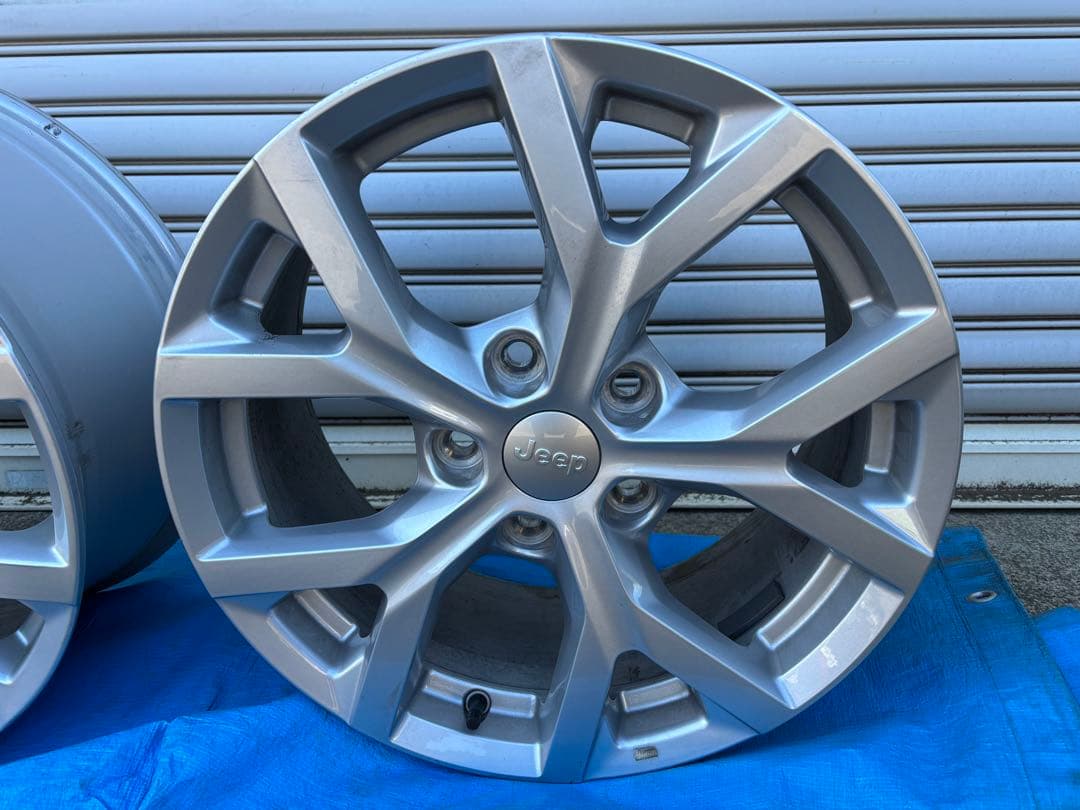 かにやん　2023年式　ジープグランドチェロキー　純正ホイール4本セット