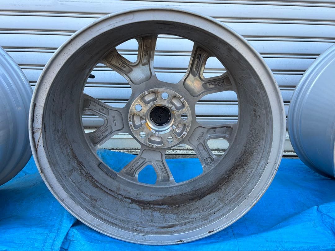 かにやん　2023年式　ジープグランドチェロキー　純正ホイール4本セット