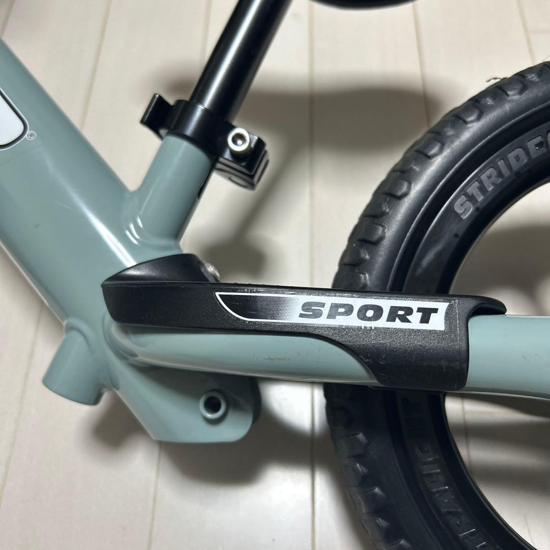 STRIDER バランスバイク 限定カラー　スポーツ