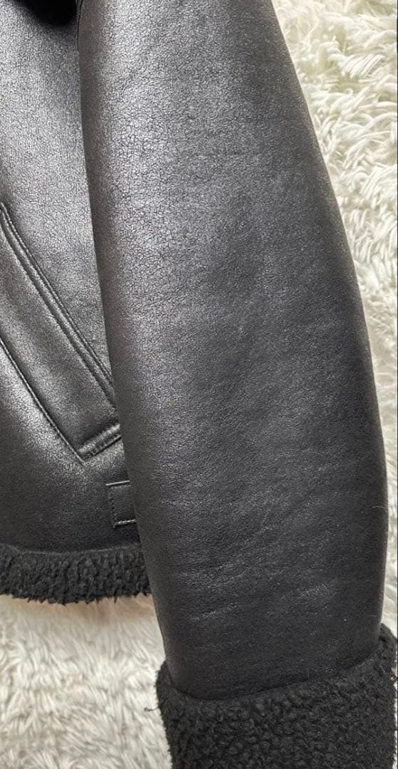 ZARA・ボア襟付きブラックレザージャケット・新品未使用