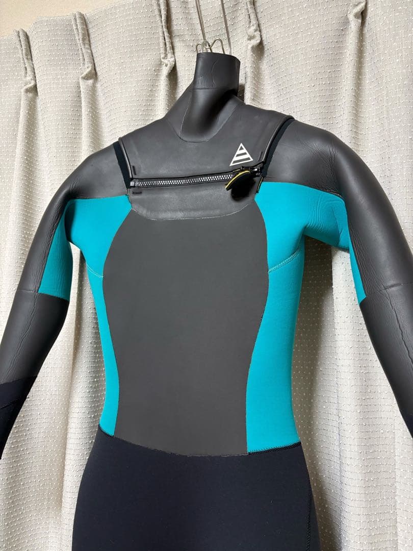 Reversal(リバーサル)5×3mm セミドライ レディースMサイズ相当