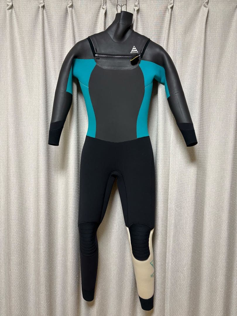 Reversal(リバーサル)5×3mm セミドライ レディースMサイズ相当