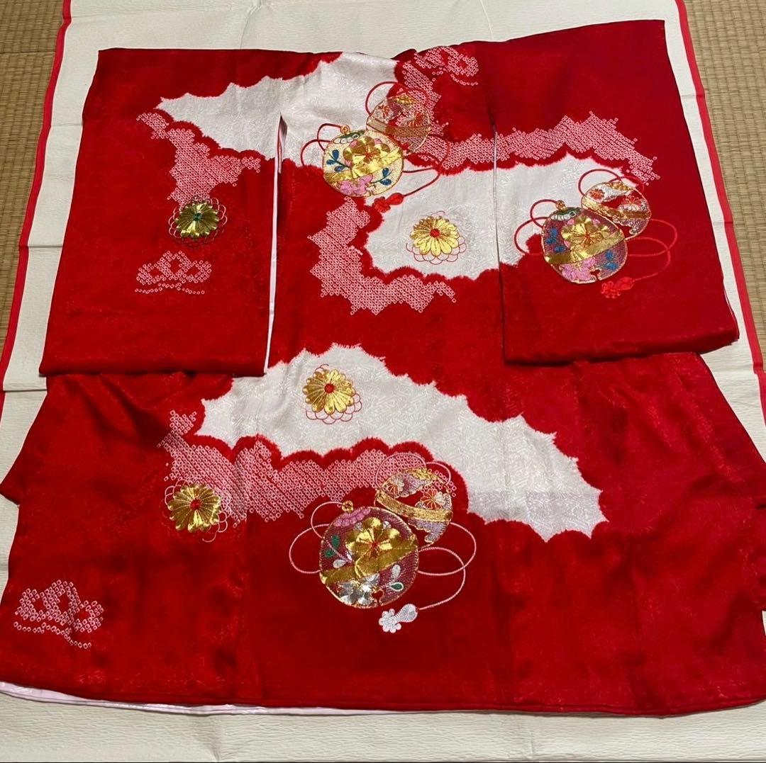 産着　女の子　正絹　ポリエステル　金駒刺繍　絞り　高級　赤　長襦袢付き　地紋