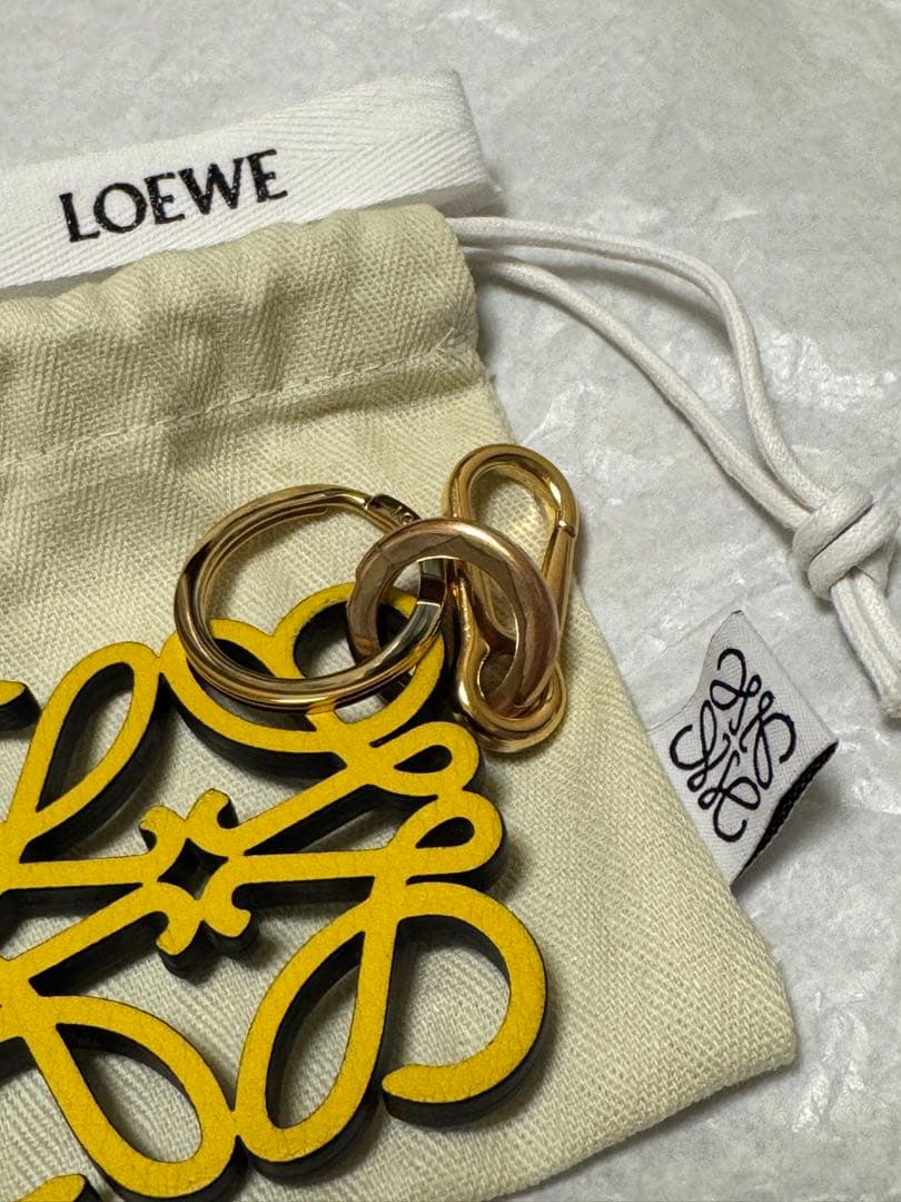 の*み様 LOEWE ロエベ　アナグラム　チャーム