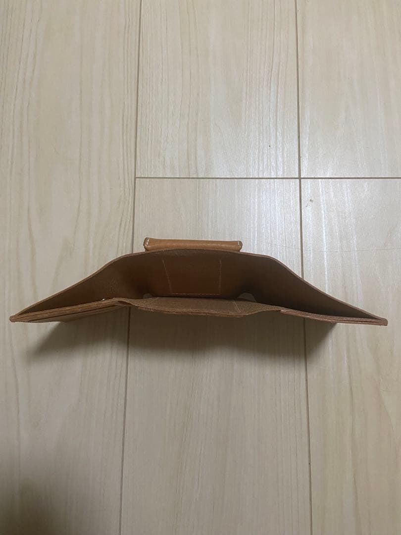 Hender Scheme ブラウン 二つ折り財布 カードポケット4つ