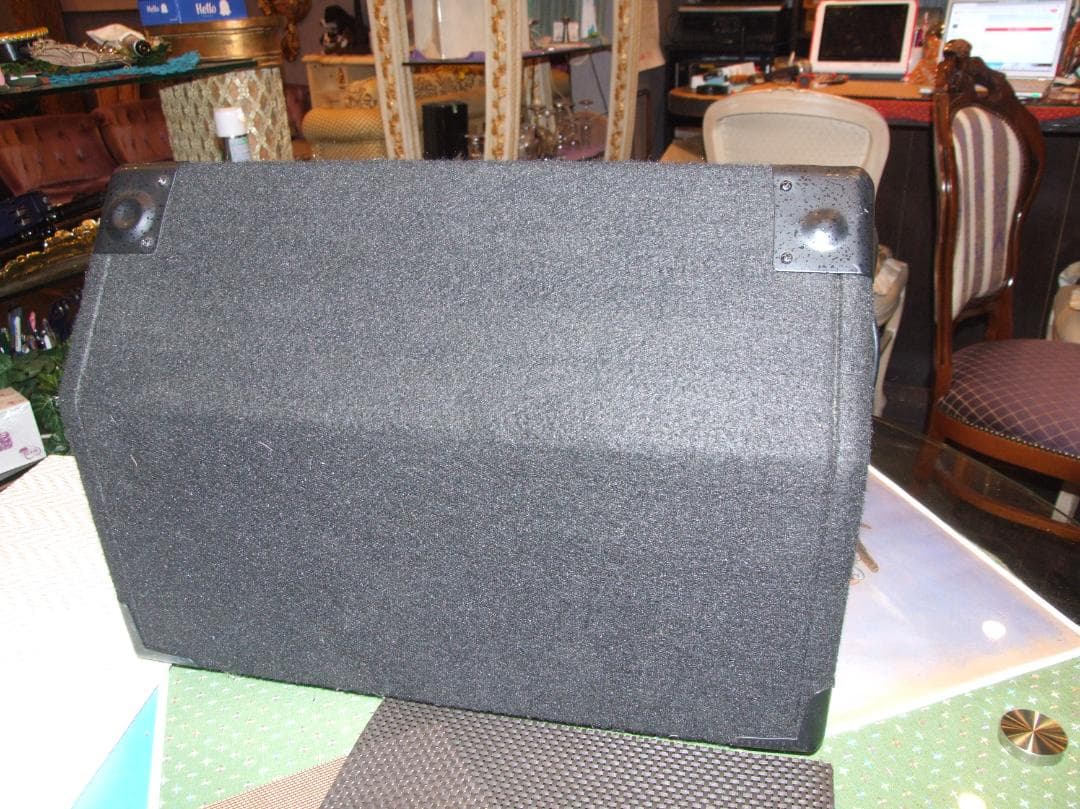 （２）Classic Pro クラシックプロ CP10MP パワードスピーカー