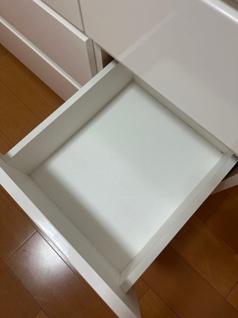 ニトリ　ローチェスト　ホワイト