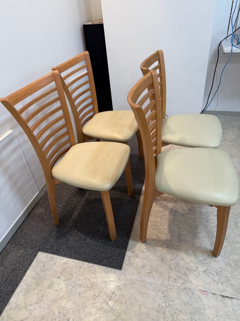 天然木ダイニング椅子４脚セット売り