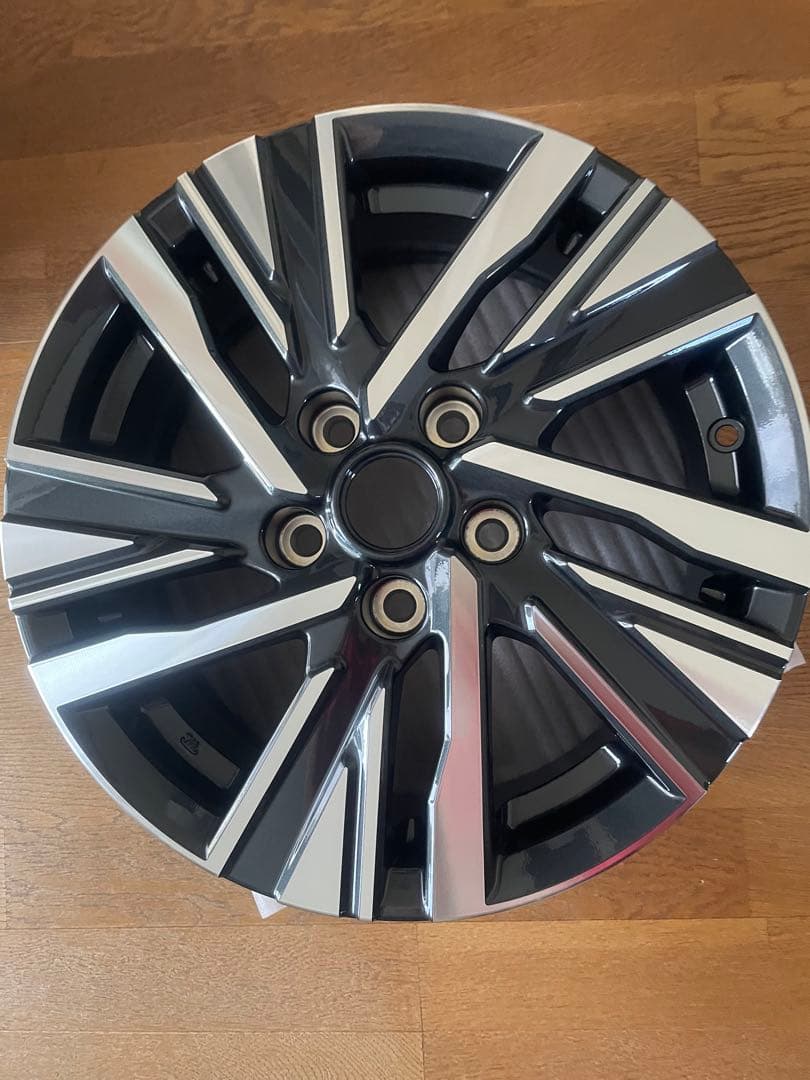 日産 セレナ C28 純正ホイール おまけ付き