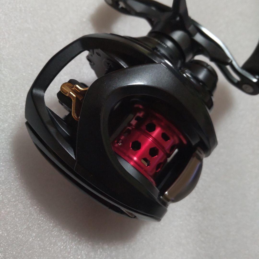 中古美品 ダイワ 23 SS AIR TW 8.5R