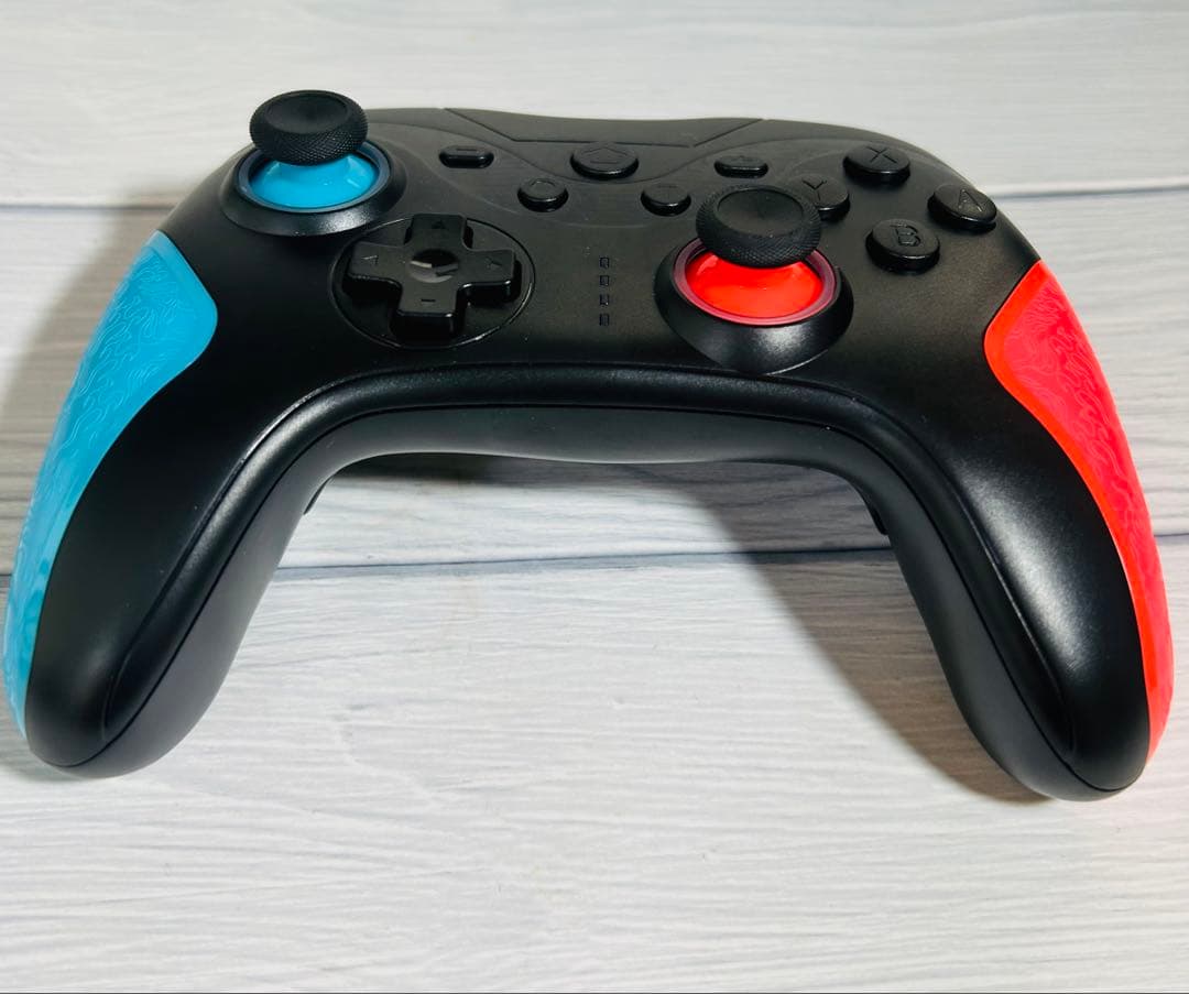 Switch本体　ワイヤレスコントローラー2個付き　ほぼ未使用