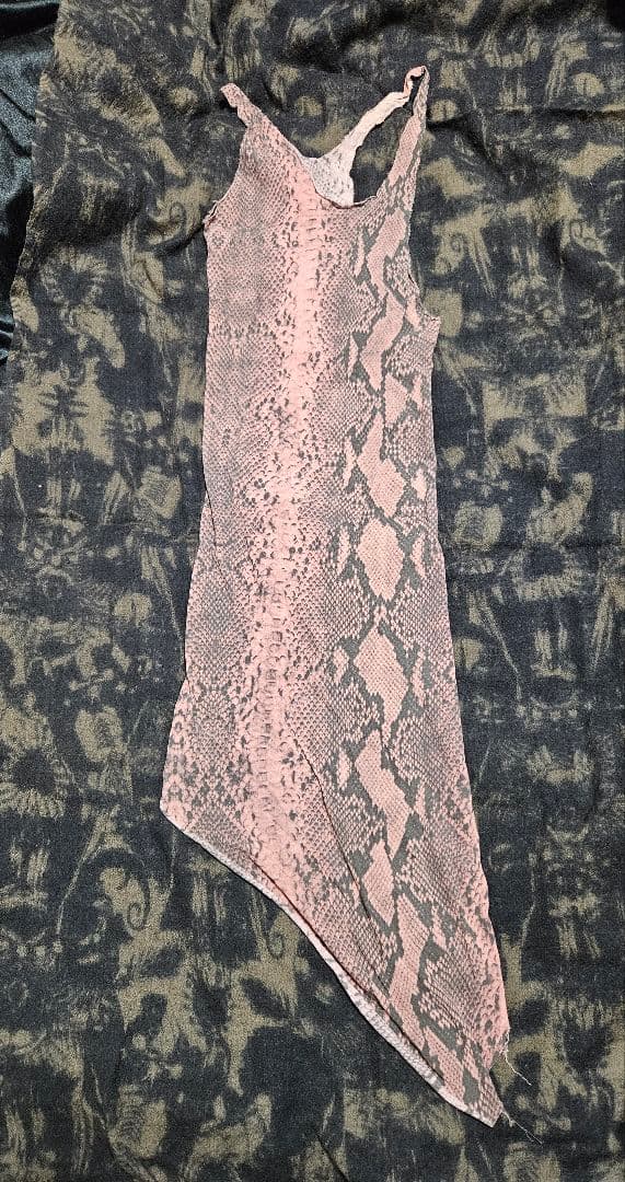 ifsixwasnine ピンクスネークタンク