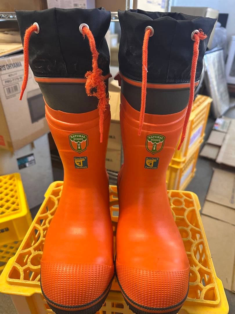 ハスクバーナチェーンソー保護ブーツ サイズus7.5 日本サイズ25.5cm