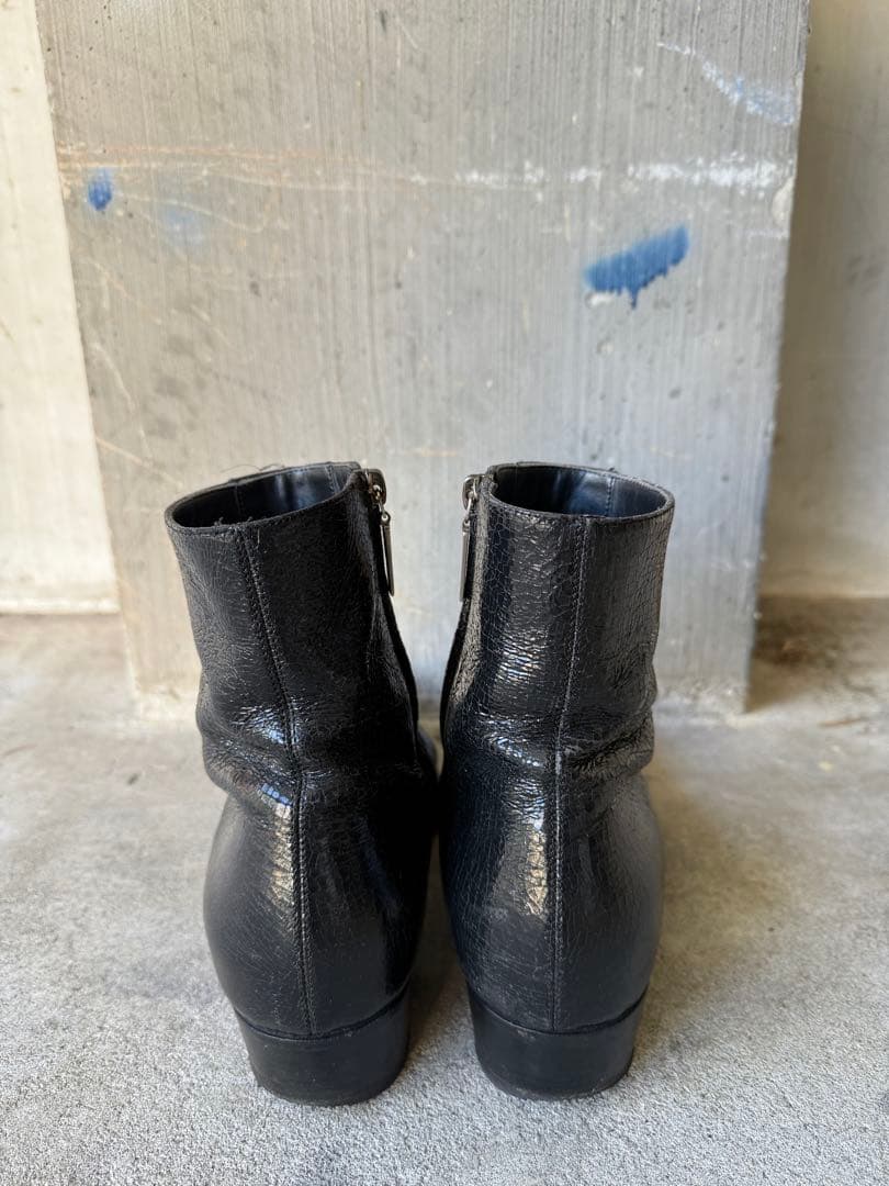 靴 SAINT LAURENT Cracked Leather Heel Boots