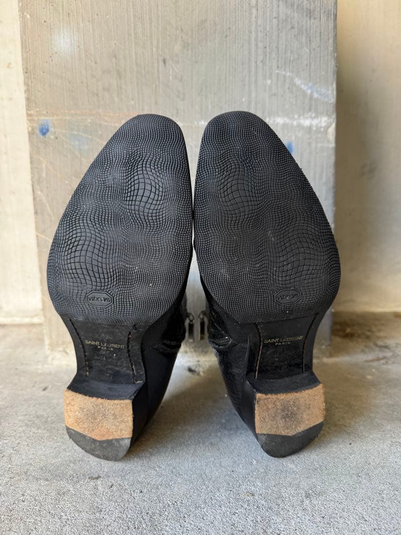 靴 SAINT LAURENT Cracked Leather Heel Boots