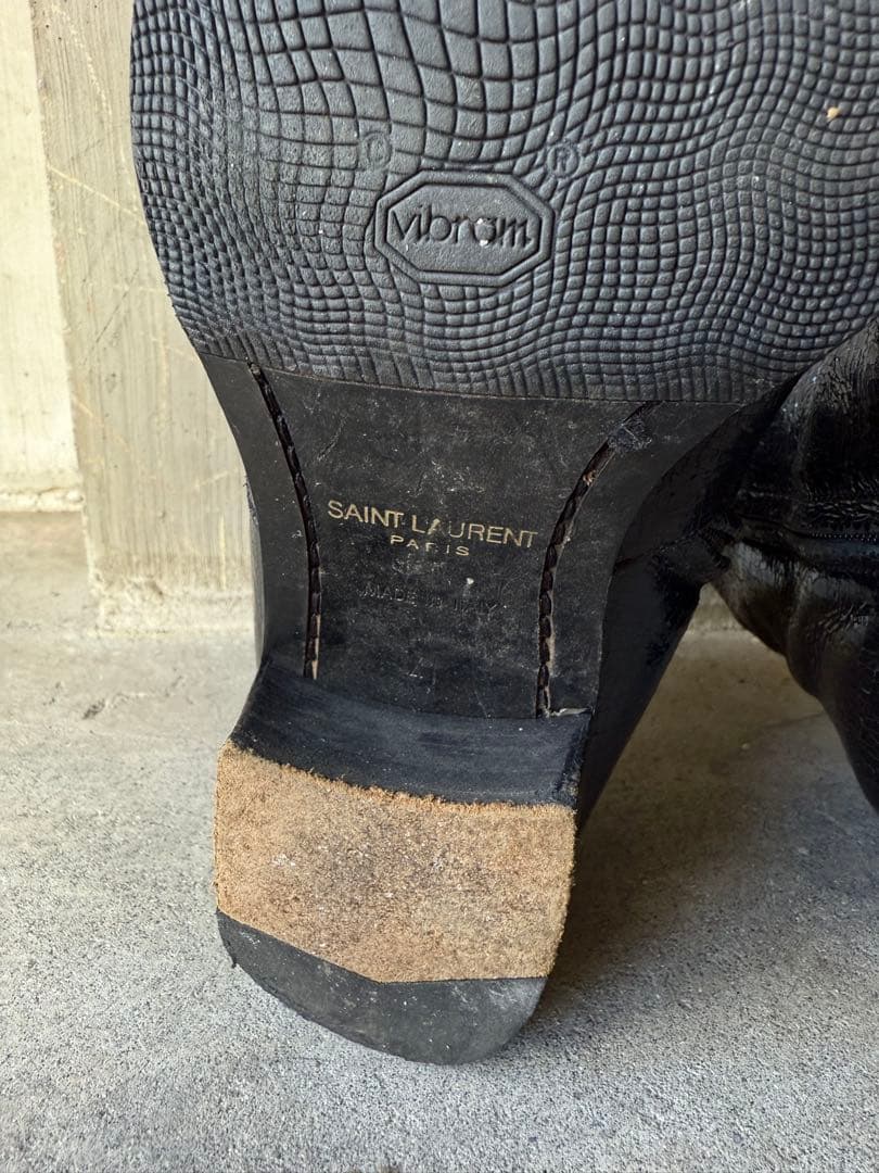 靴 SAINT LAURENT Cracked Leather Heel Boots