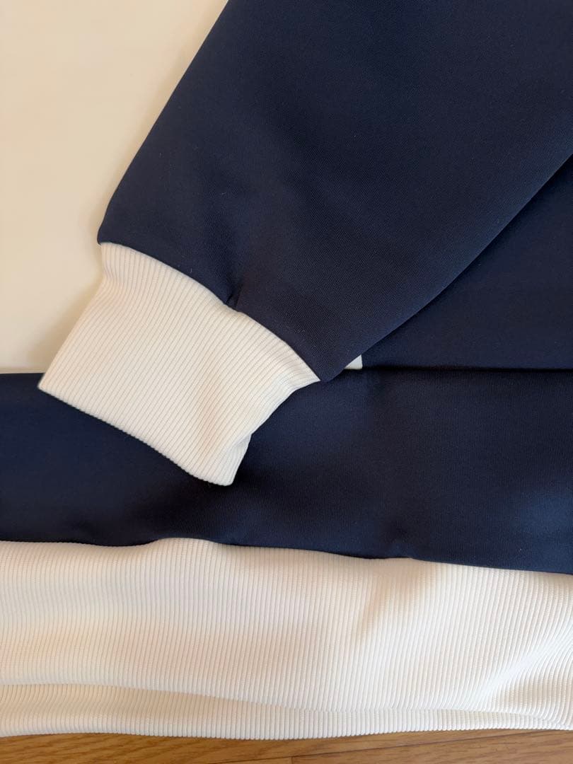 ¥24,200新品正規品【V12/L】ダンボールニット素材長袖カットソー