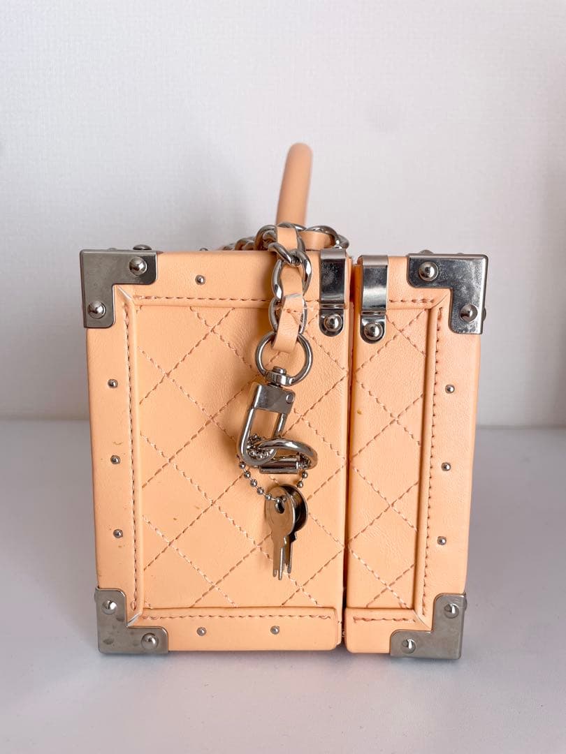 エンジェルシャンパン　ハロウィン限定　レザータイプ　空箱