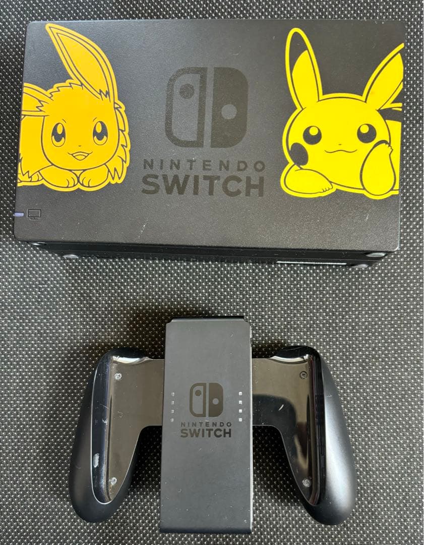 Nintendo Switch 本体 イーブイ ピカチュウ　スイッチ　ピカブイ