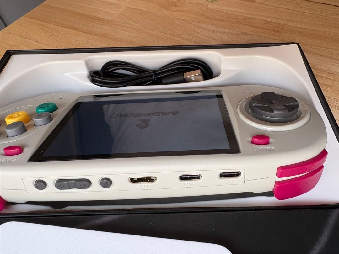 【美品】 ANBERNIC RG ARC-D