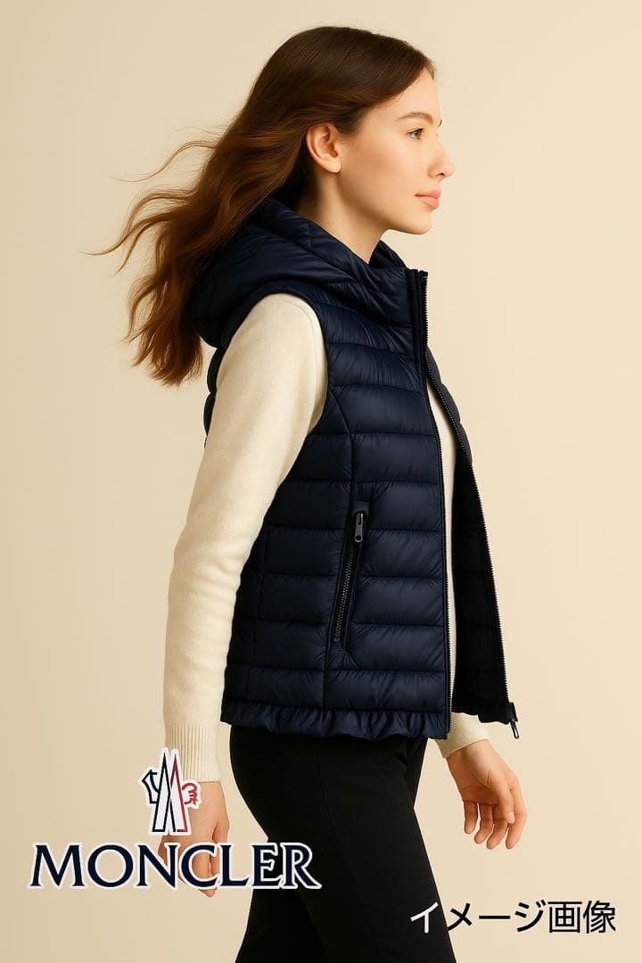 ★展示品！MONCLER ライトダウンベスト フード付きEBEL フードフリル