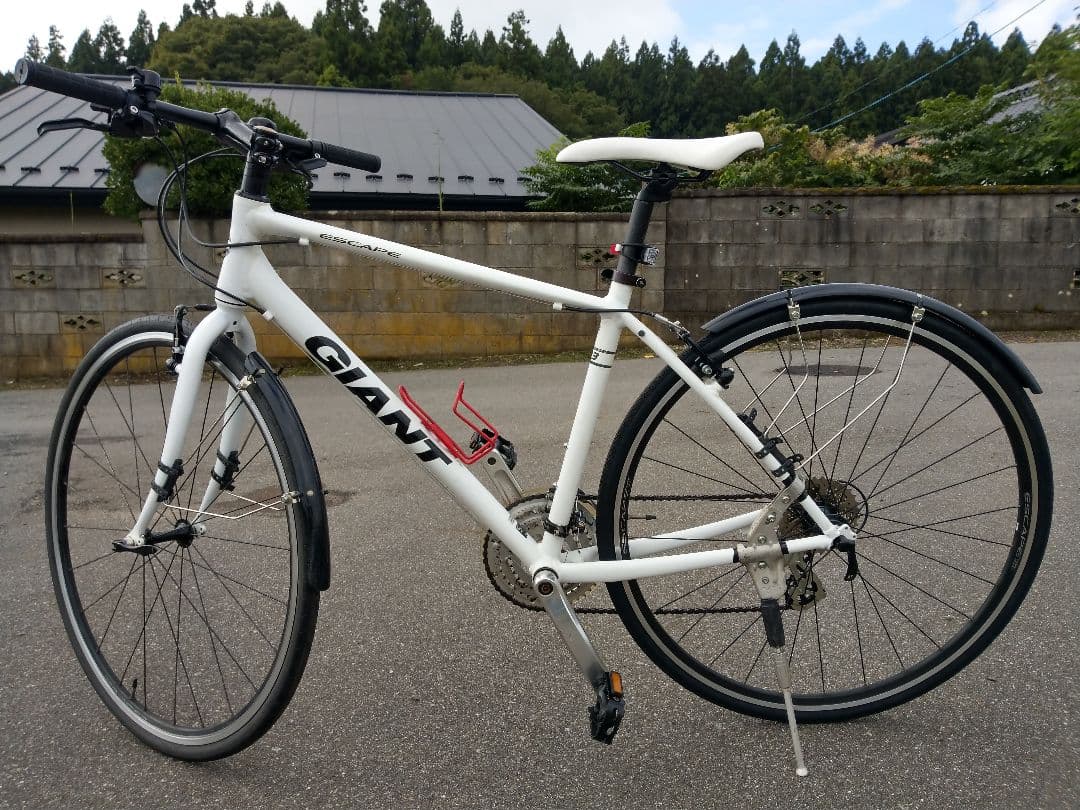 GIANT 　 ジャイアント 　ESCAPE 　クロスバイク 　エスケープ　r3
