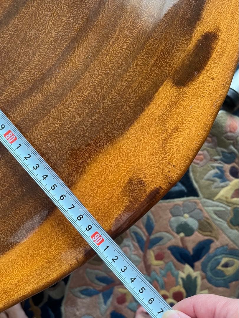 一枚板の高級木製テーブル