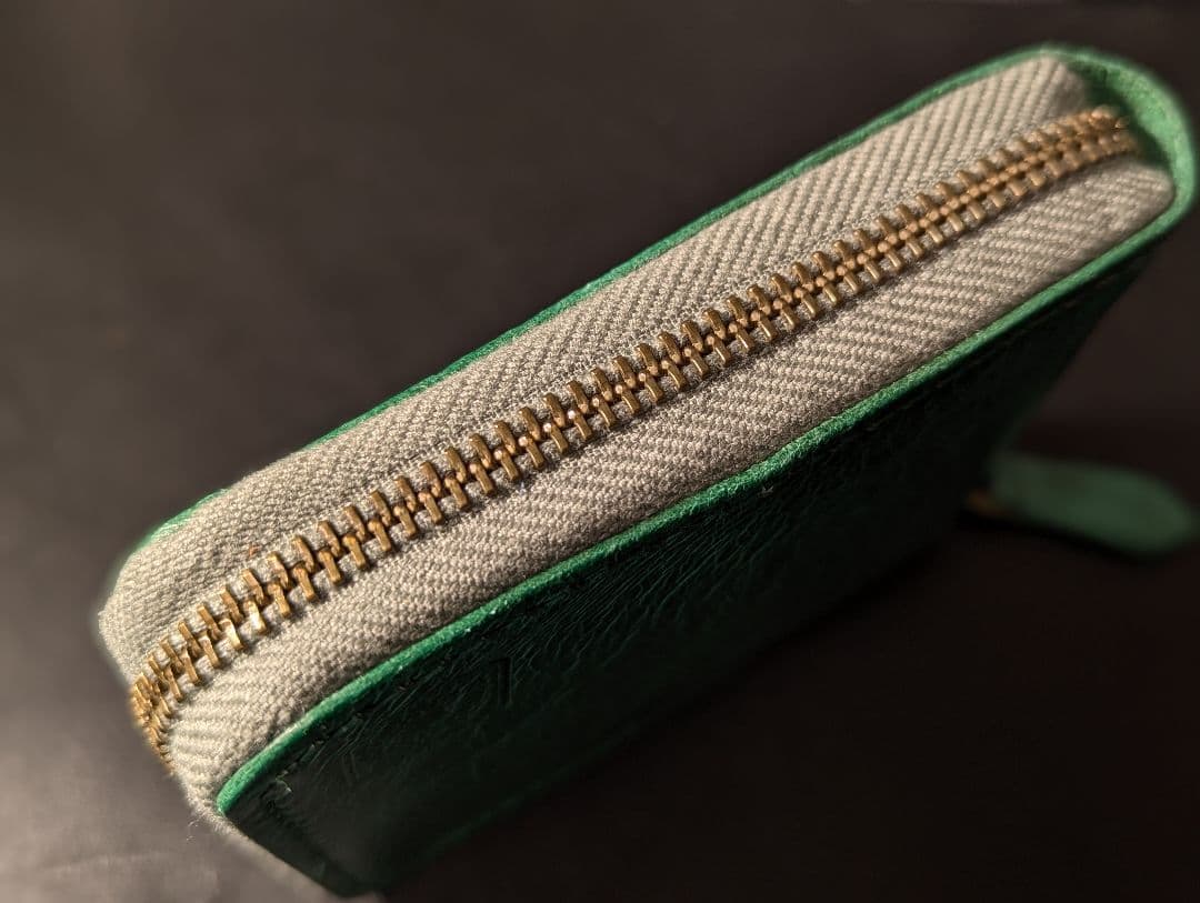 2つ折りファスナーウォレット オニキスレザー